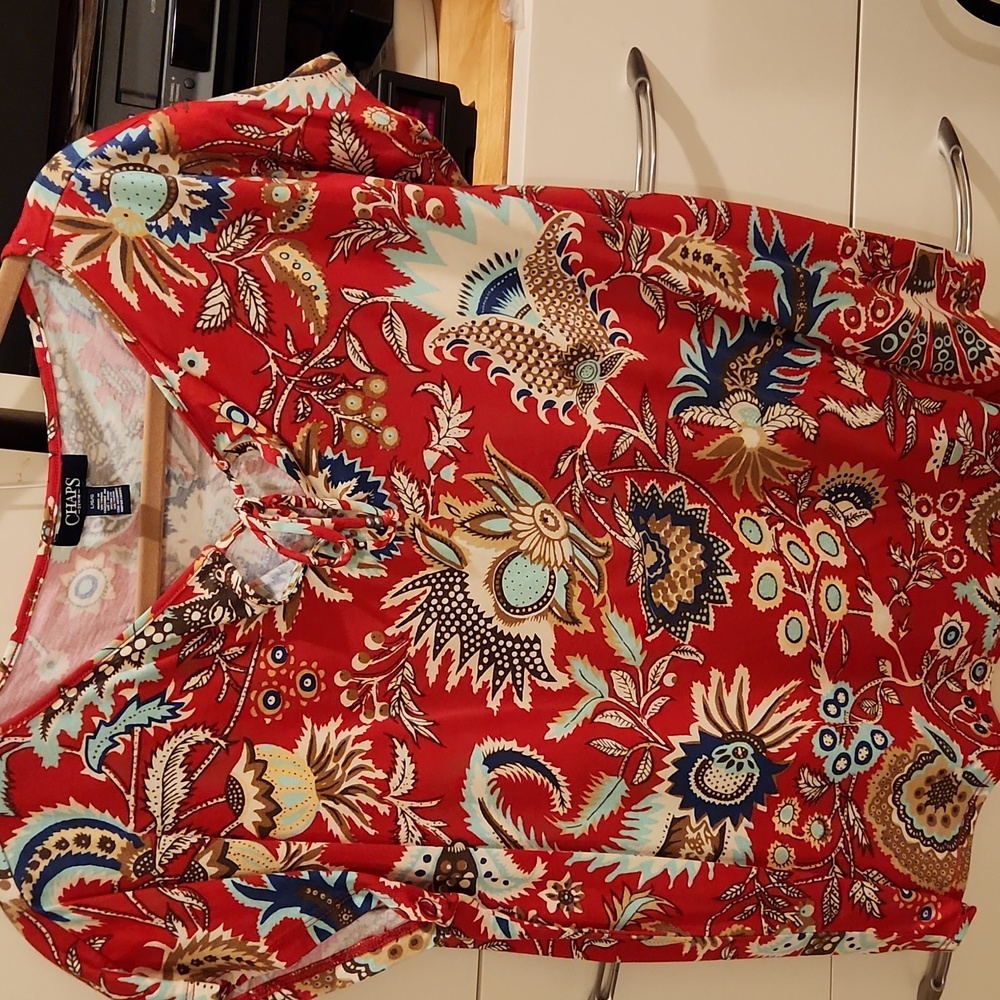 Like new not sure if ever worn Chaps top from ralph lauren